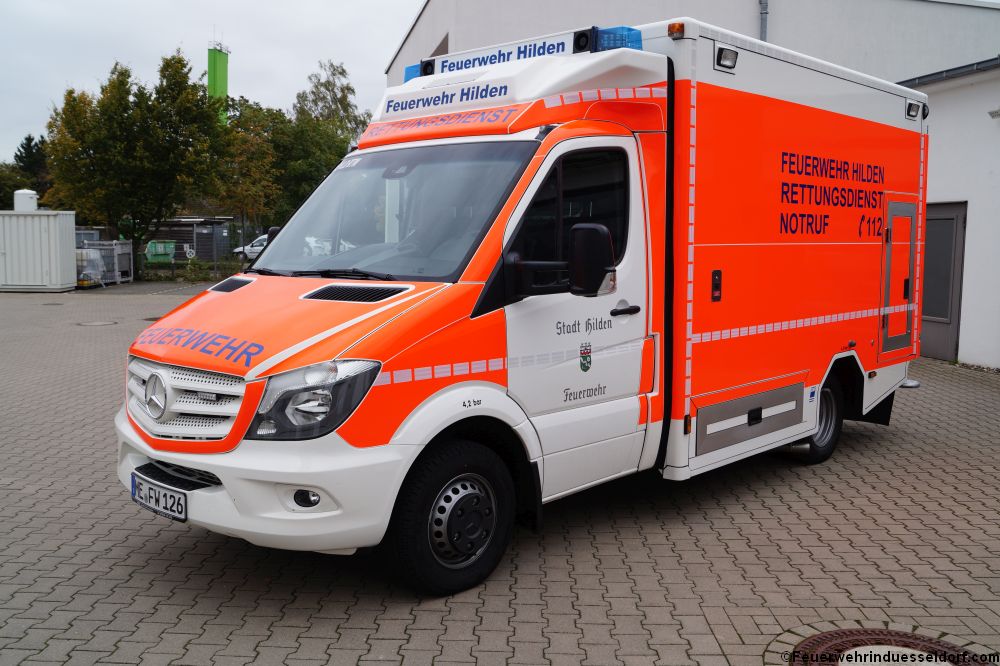 FW Ratingen: Feuerwehr Ratingen - Neuer Rettungswagen in neuer