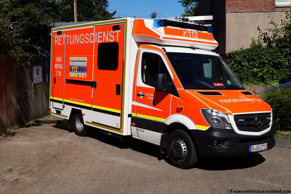 RTW D-US 2719 der Feuerwehr Düsseldorf